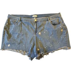 Sz 28W LANE BRYANT Mid-Rise Signature Fit Boyfriend Midi Bleach Dyed Shorts